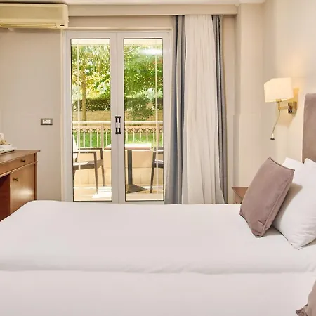 Zakynthos 4* チィリヴィ