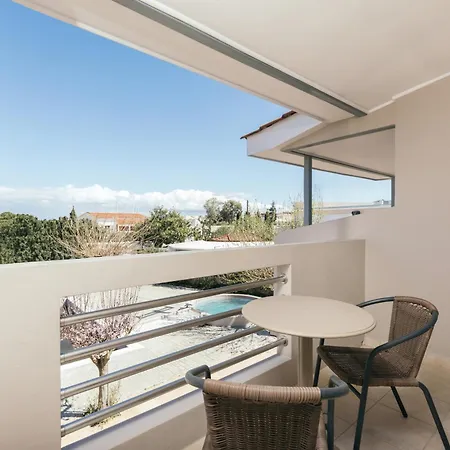ホテル Zakynthos 4*